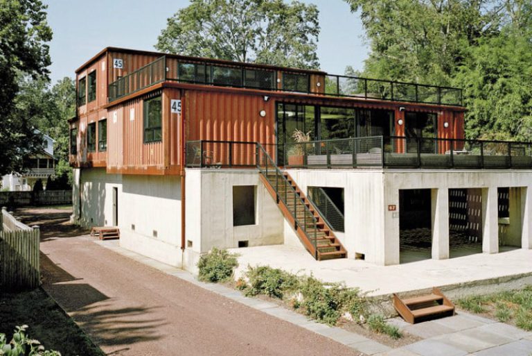 Containers in Motion
